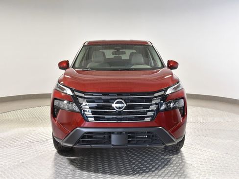 Used 2025 Nissan Rogue SV image 8