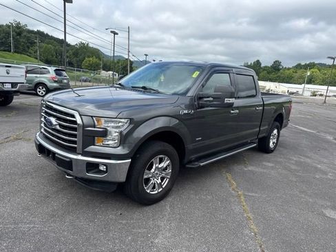 Used 2015 Ford F150 XLT w/ Equipment Group 301A Mid AWD/4WD image 4