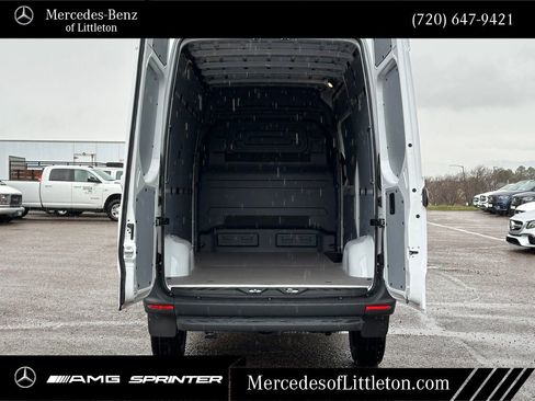 New 2025 Mercedes-Benz Sprinter 2500 image 21