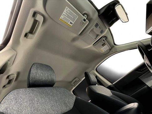 Used 2025 Ford Maverick XLT w/ Equipment Group 302A image 23