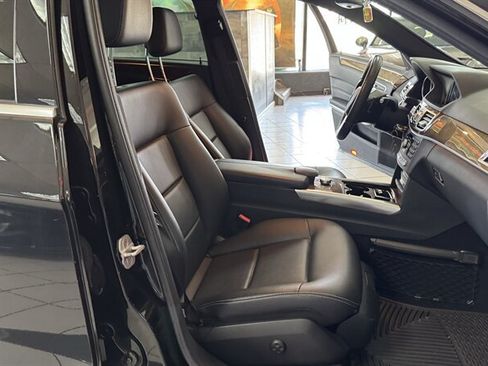 Used 2015 Mercedes-Benz E 350 4MATIC Sedan image 28