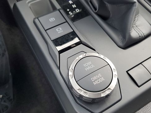 Used 2025 Toyota 4Runner SR5 image 26