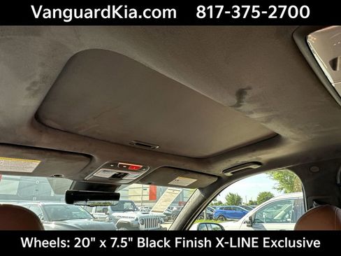 Used 2025 Kia Telluride SX Prestige X-Line image 17