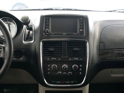 Used 2014 Dodge Grand Caravan SE w/ Quick Order Package 29E SE image 16