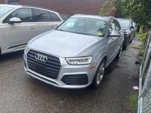 Used 2017 Audi Q3 2.0T Prestige AWD/4WD image 1