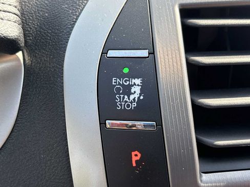 Used 2019 Lincoln MKZ Premiere FWD image 16