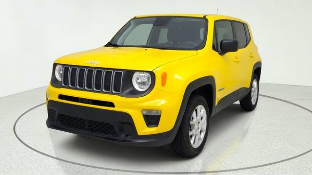 Used 2023 Jeep Renegade Latitude AWD/4WD image 1