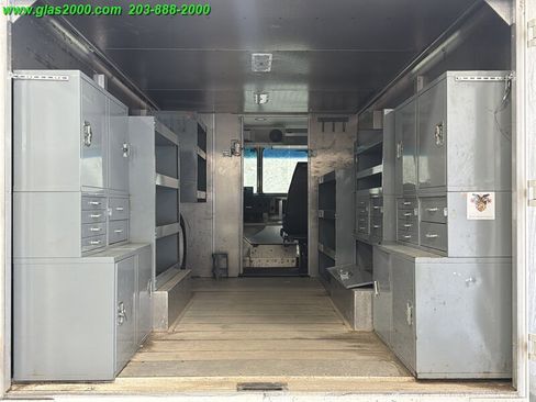 Used 2014 Ford E-350 and Econoline 350 Super Duty w/ A/C Prep Package RWD image 10