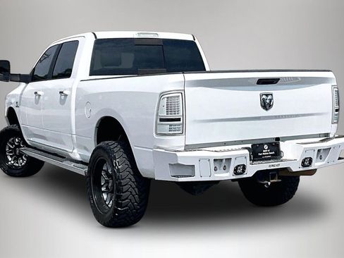 Used 2018 RAM 2500 SLT AWD/4WD image 4