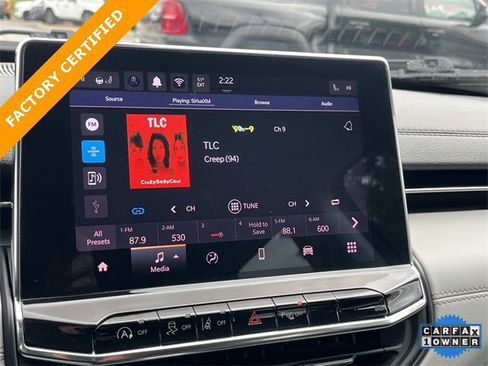 Certified 2022 Jeep Compass Limited image 31