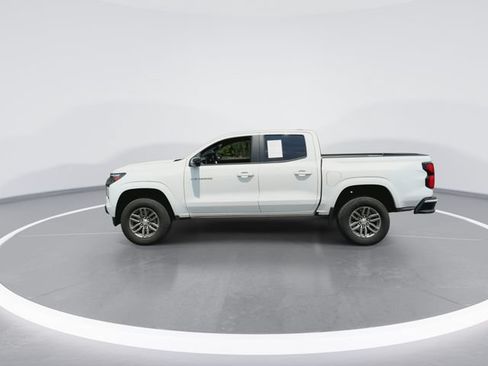 Used 2024 Chevrolet Colorado LT w/ LT Convenience Package III RWD image 7