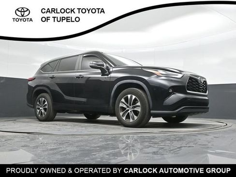 Used 2023 Toyota Highlander XLE image 44