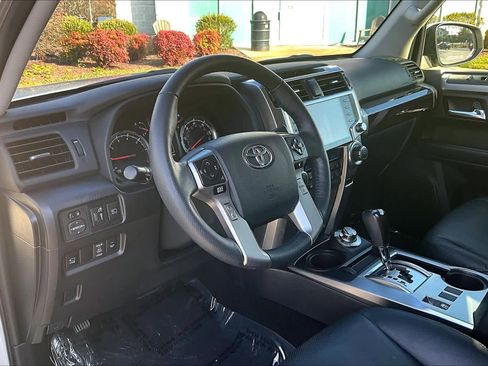 Used 2023 Toyota 4Runner Limited image 17