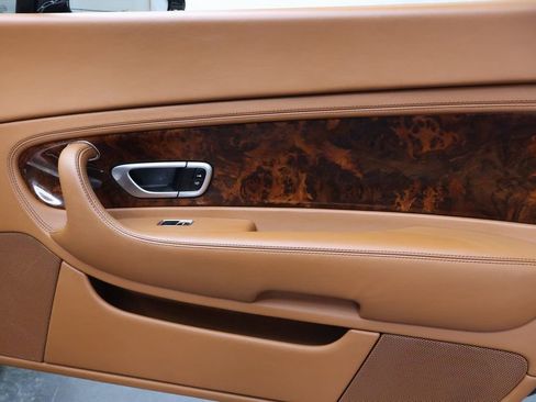 Used 2010 Bentley Continental GT Speed w/ Convenience Specification Pkg image 11