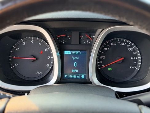 Used 2013 Chevrolet Equinox LT w/ Driver Convenience Package image 8