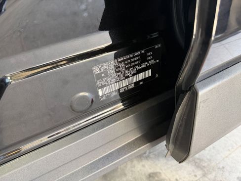 Used 2025 Toyota RAV4 XLE image 29