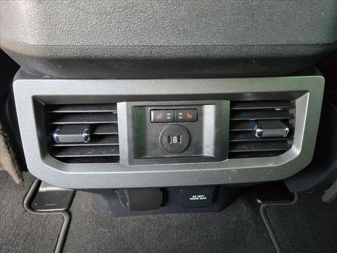 Used 2023 Ford F250 Lariat w/ Lariat Ultimate Package AWD/4WD image 17