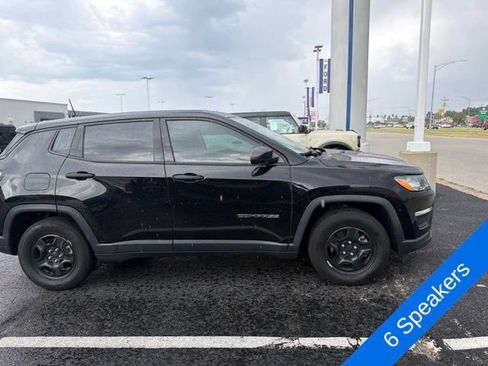 Used 2019 Jeep Compass Sport FWD image 4