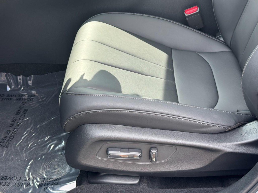 Certified 2025 Acura ADX FWD image 19