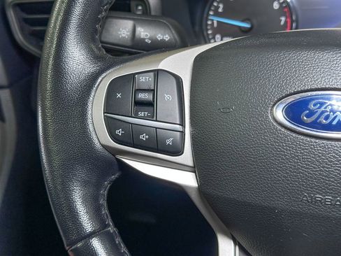 Certified 2022 Ford Explorer XLT image 35