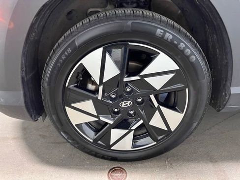 Used 2024 Hyundai Kona SEL image 28