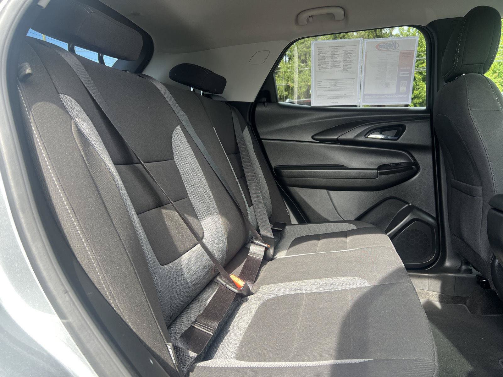 Used 2023 Chevrolet TrailBlazer LT FWD image 14