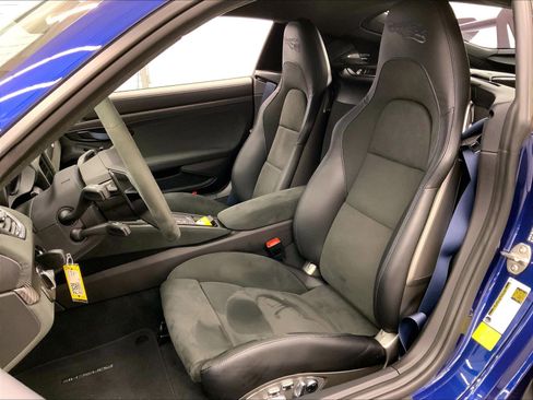 Used 2025 Porsche 718 Cayman GT4 RS image 5