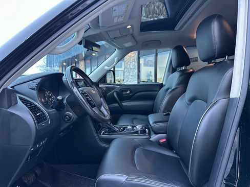 Used 2021 INFINITI QX80 Luxe w/ Cargo Package image 2