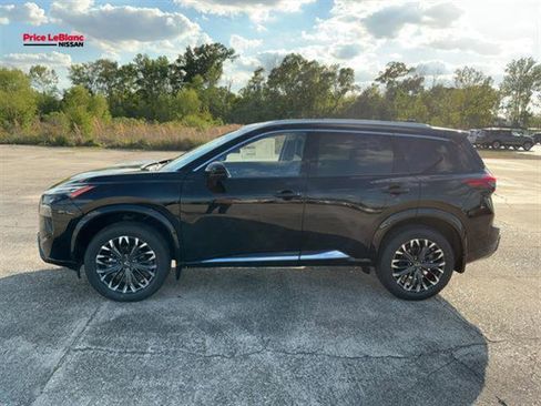 New 2026 Nissan Rogue Platinum AWD/4WD image 2