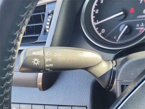 Used 2024 Toyota Camry SE image 15