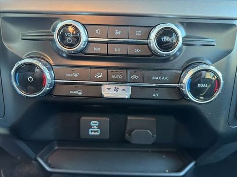 Used 2024 Ford F150 XLT w/ Tow/Haul Package image 31