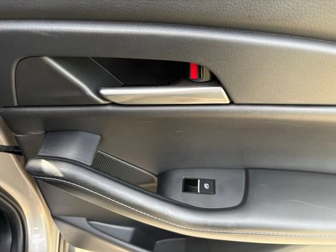Used 2023 MAZDA CX-30 AWD 2.5 S w/ Select Package image 32