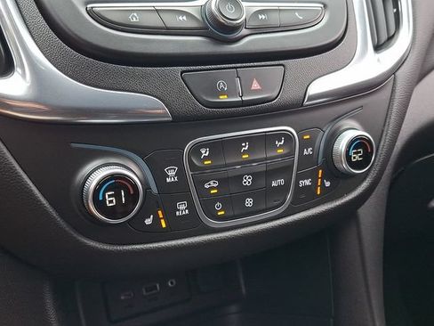Used 2023 Chevrolet Equinox LT FWD image 15