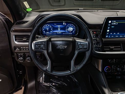 Used 2022 Chevrolet Tahoe Z71 w/ Luxury Package image 15