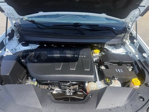 Used 2022 Jeep Cherokee Trailhawk w/ Premium Leather Package AWD/4WD image 61