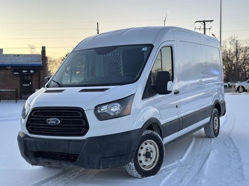 Used 2019 Ford Transit 150 148 Medium Roof image 18