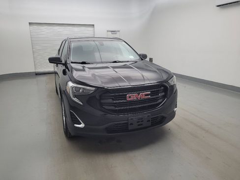 Used 2019 GMC Terrain SLE w/ LPO, Floor Liner Package FWD image 13