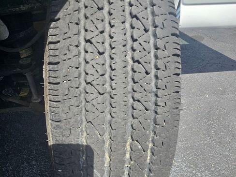 Used 2024 Chevrolet Express 2500 w/ Driver Convenience Package image 25