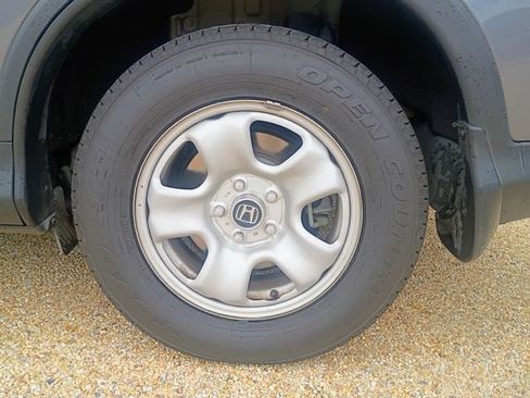 Used 2015 Honda CR-V LX image 17