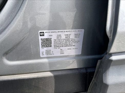 Used 2024 Chevrolet Equinox LT AWD/4WD image 35