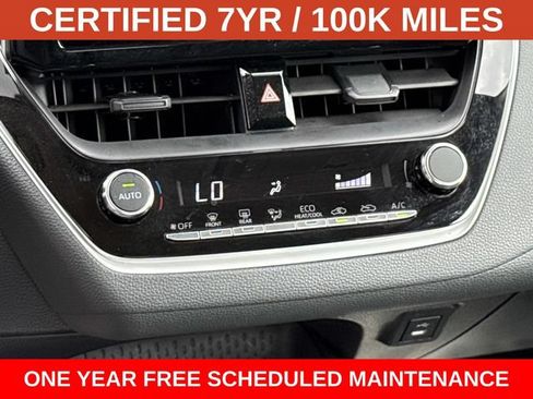 Used 2025 Toyota Corolla LE FWD image 21