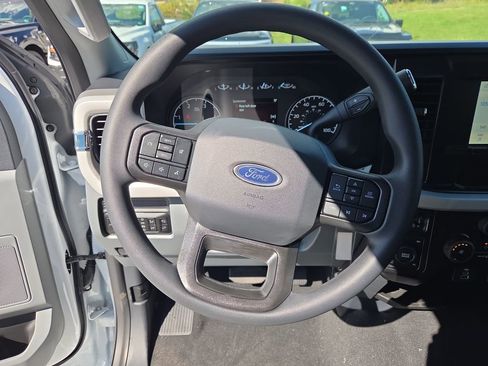 New 2026 Ford F350 XLT w/ 360-Degree Camera Package image 16