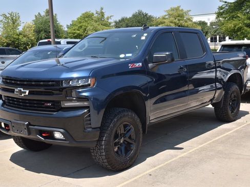 Used 2020 Chevrolet Silverado 1500 LT Trail Boss AWD/4WD image 2