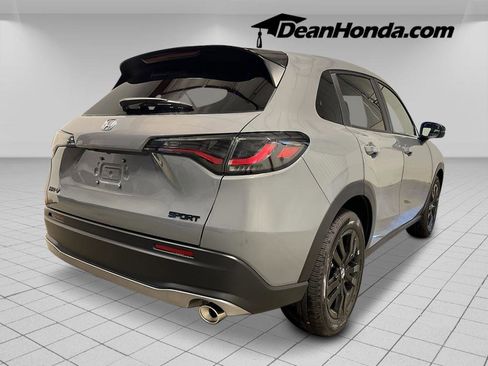 New 2026 Honda HR-V Sport image 5