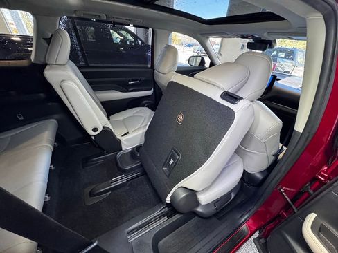 Used 2024 Toyota Grand Highlander XLE image 58