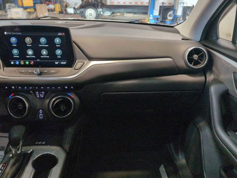 Used 2024 Chevrolet Blazer LT w/ Convenience Package image 27