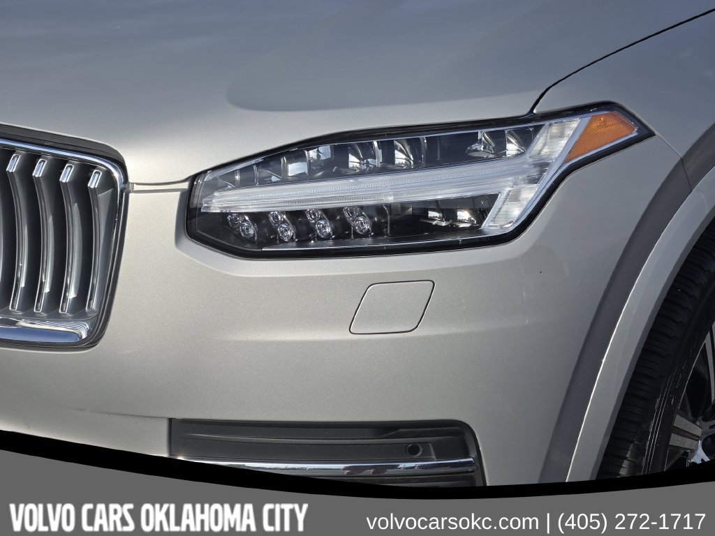 Certified 2025 Volvo XC90 B5 Core w/ Protection Package Premier AWD/4WD image 8