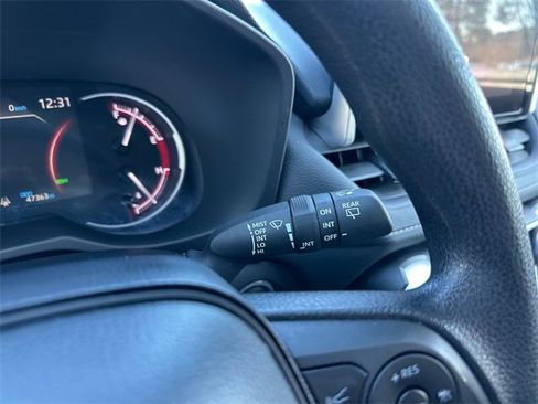 Used 2024 Toyota RAV4 XLE image 25