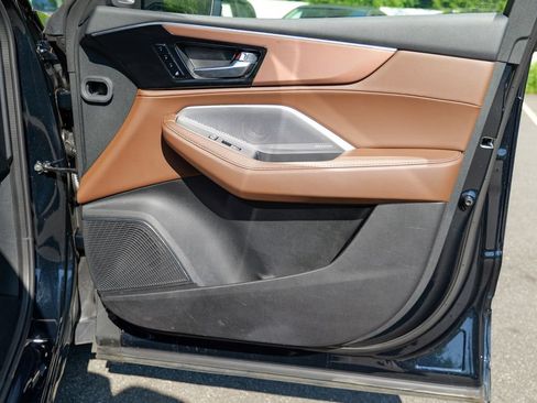 Used 2025 Acura MDX SH-AWD w/ Technology Package image 35
