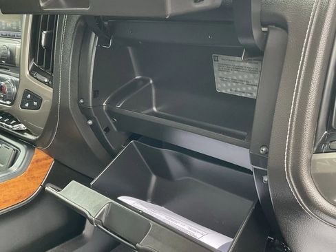 Used 2019 Chevrolet Silverado 3500 High Country w/ Duramax Plus Package image 39